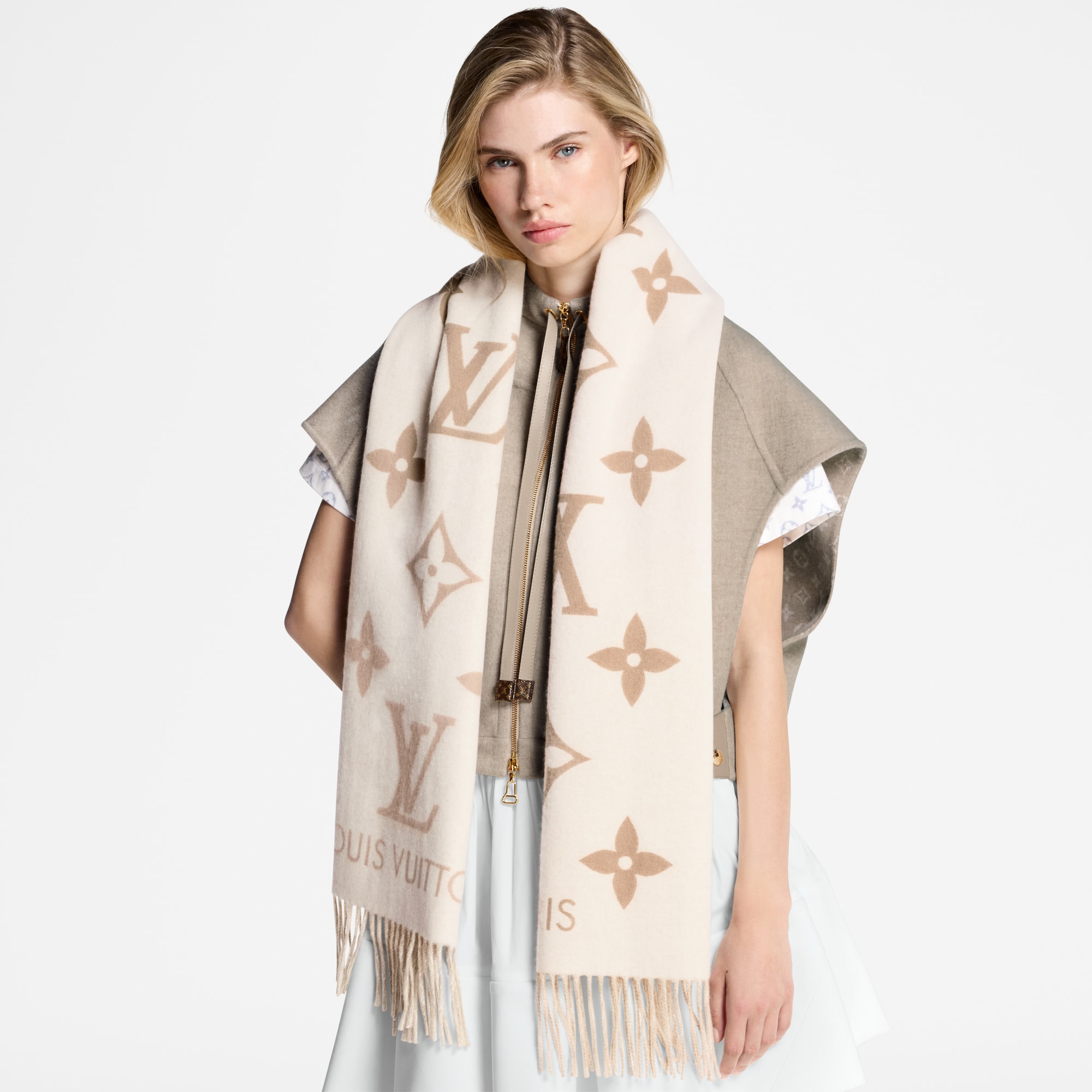 Reykjavik Scarf S00 - Women - Accessories | LOUIS VUITTON ®